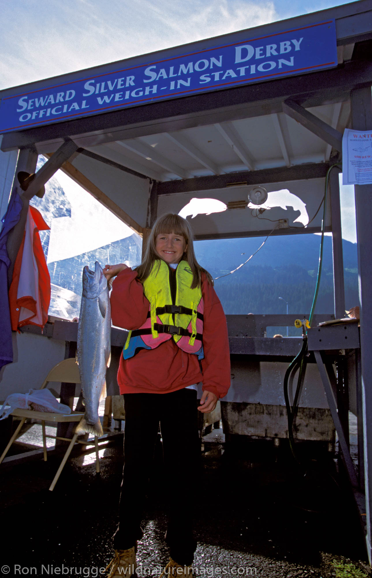 Karlie At Derby Booth Alaska Photos By Ron Niebrugge