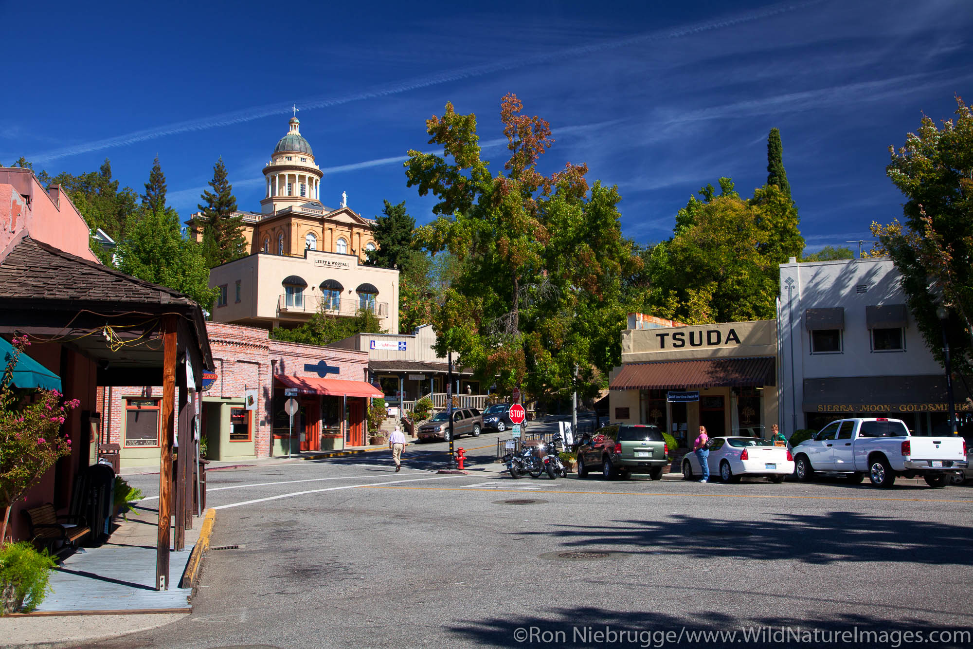 Old Town Auburn | Photos by Ron Niebrugge